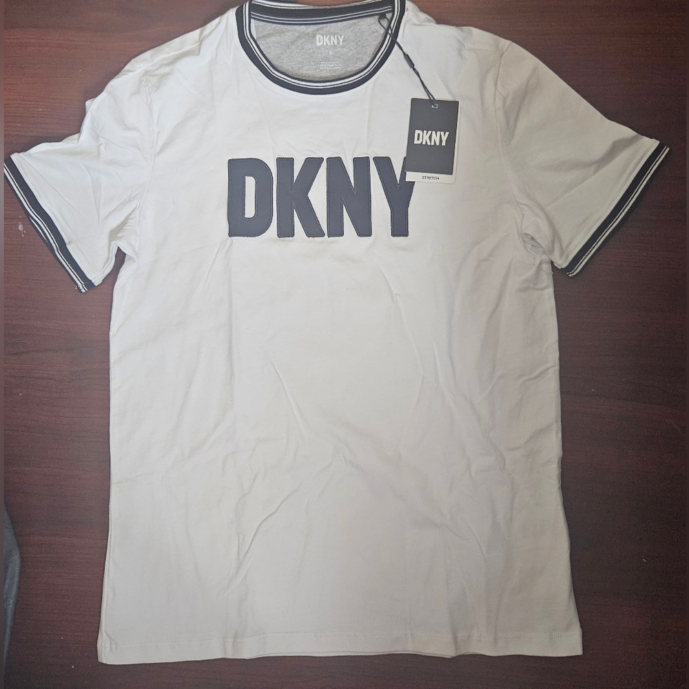 DKNY White Men's T-shirt Short Sleeve DK14SK1717 Size Small $49.50